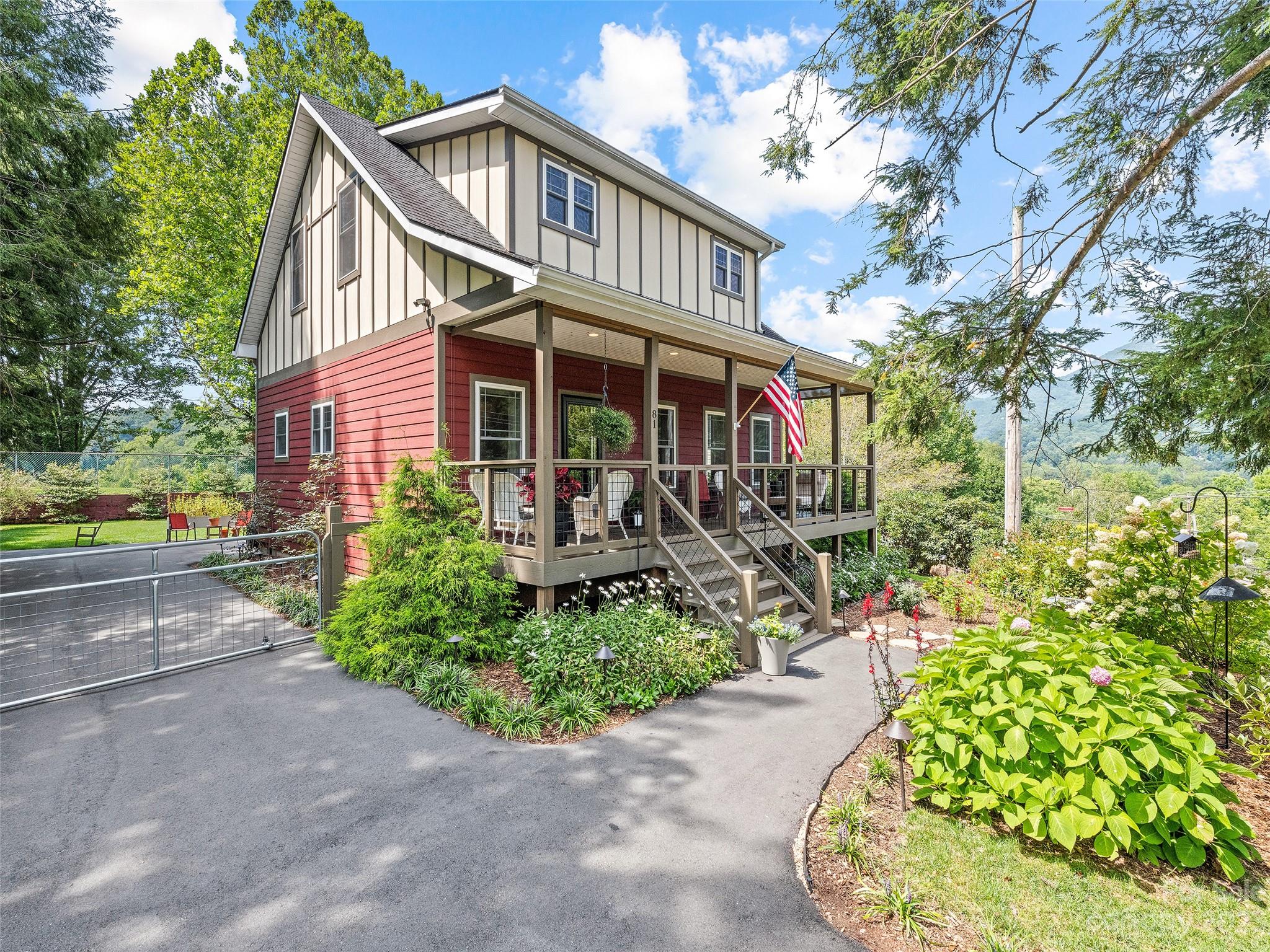 81 Boyd Avenue Waynesville NC 28786