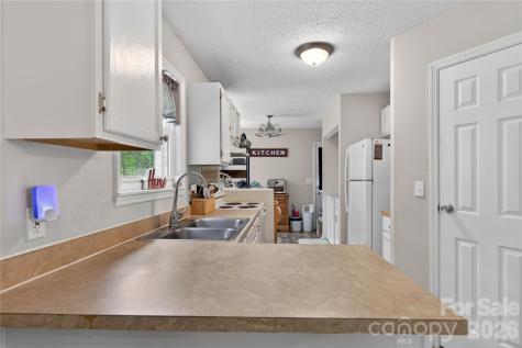 202 King David Lane Gastonia NC 28056