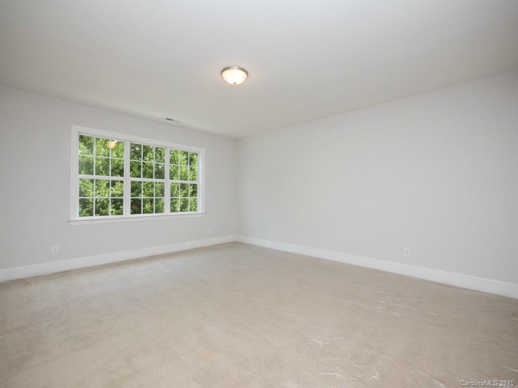6841 Larrisa Court Charlotte NC 28226
