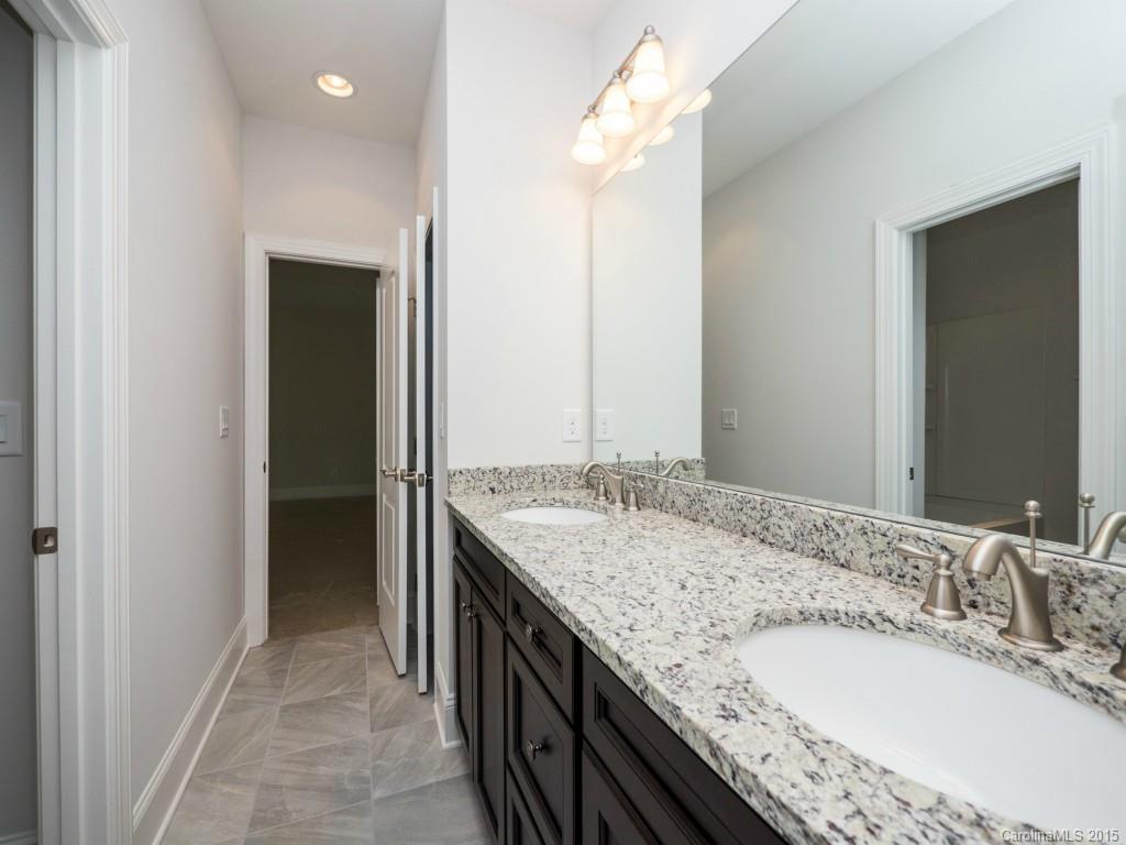 6841 Larrisa Court Charlotte NC 28226
