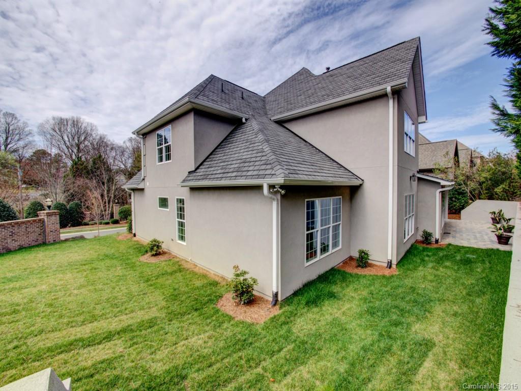 6841 Larrisa Court Charlotte NC 28226