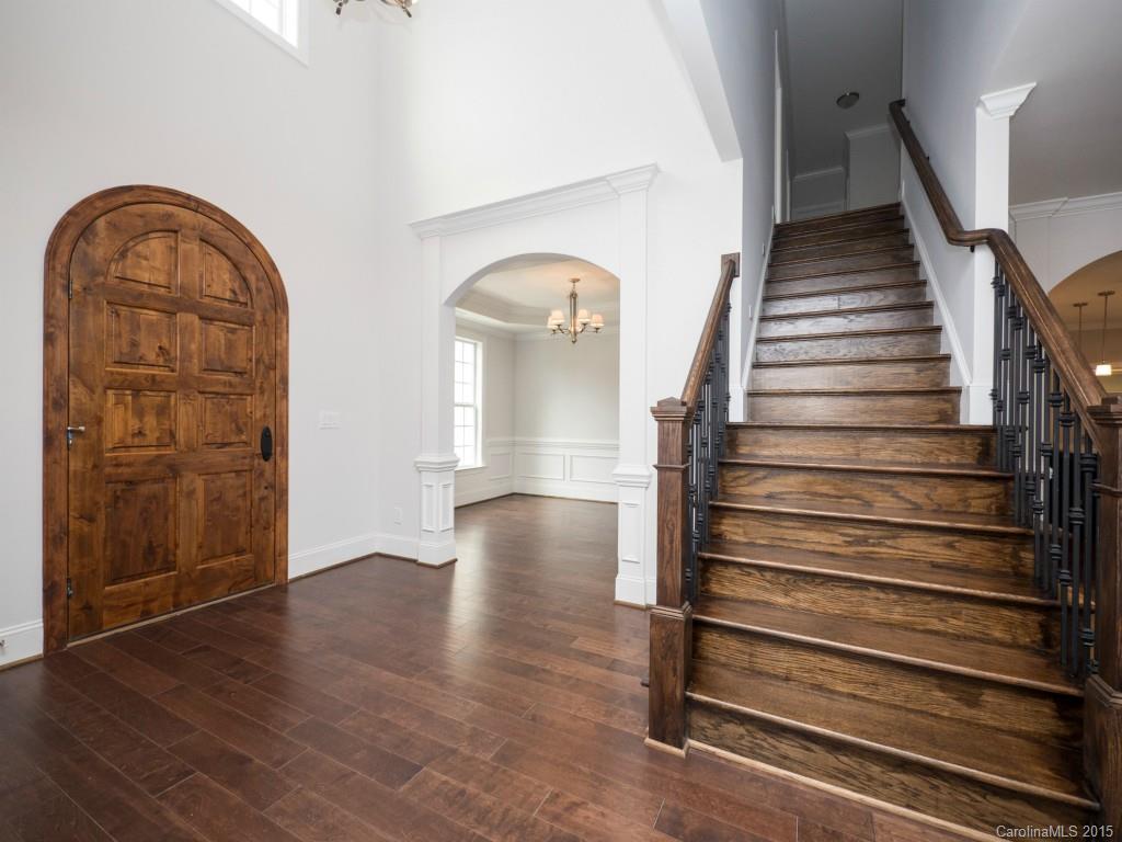 6841 Larrisa Court Charlotte NC 28226