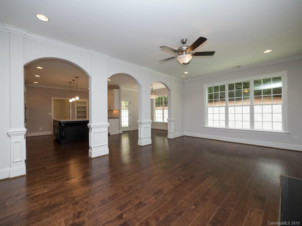 6841 Larrisa Court Charlotte NC 28226