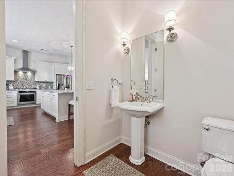 4022 City Homes Place Charlotte NC 28209