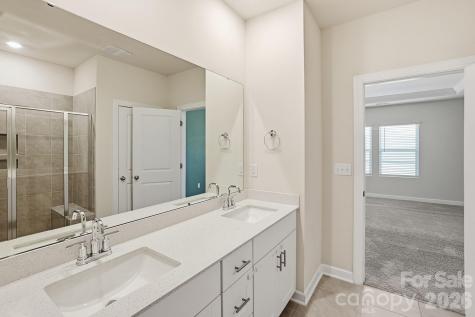4526 Bright Road Charlotte NC 28214