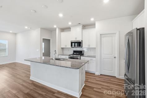 4526 Bright Road Charlotte NC 28214