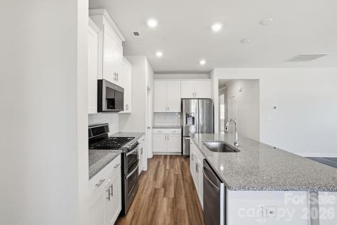 4526 Bright Road Charlotte NC 28214