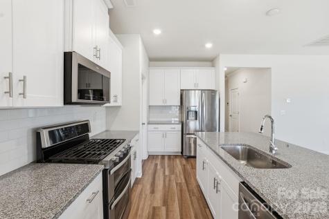 4526 Bright Road Charlotte NC 28214