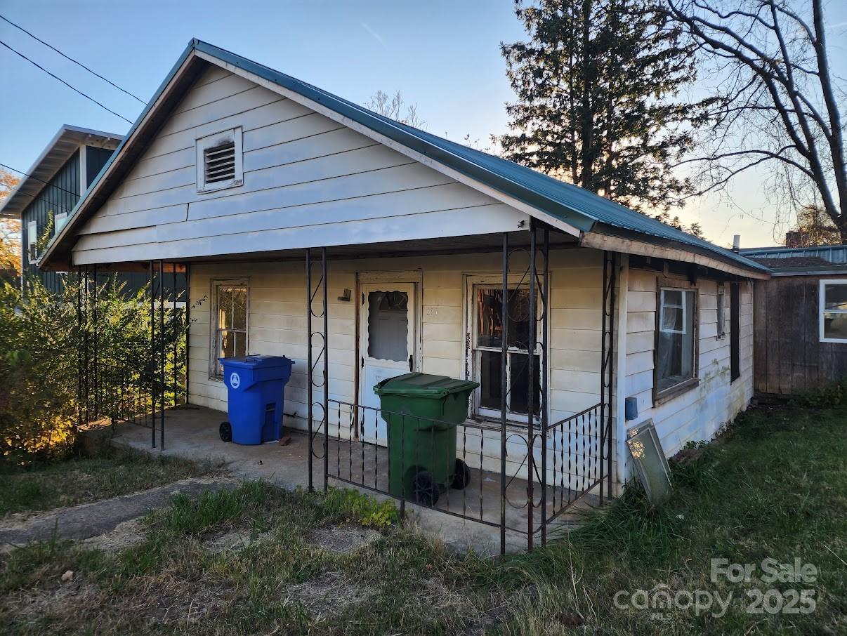107 Bradley Street Asheville NC 28806