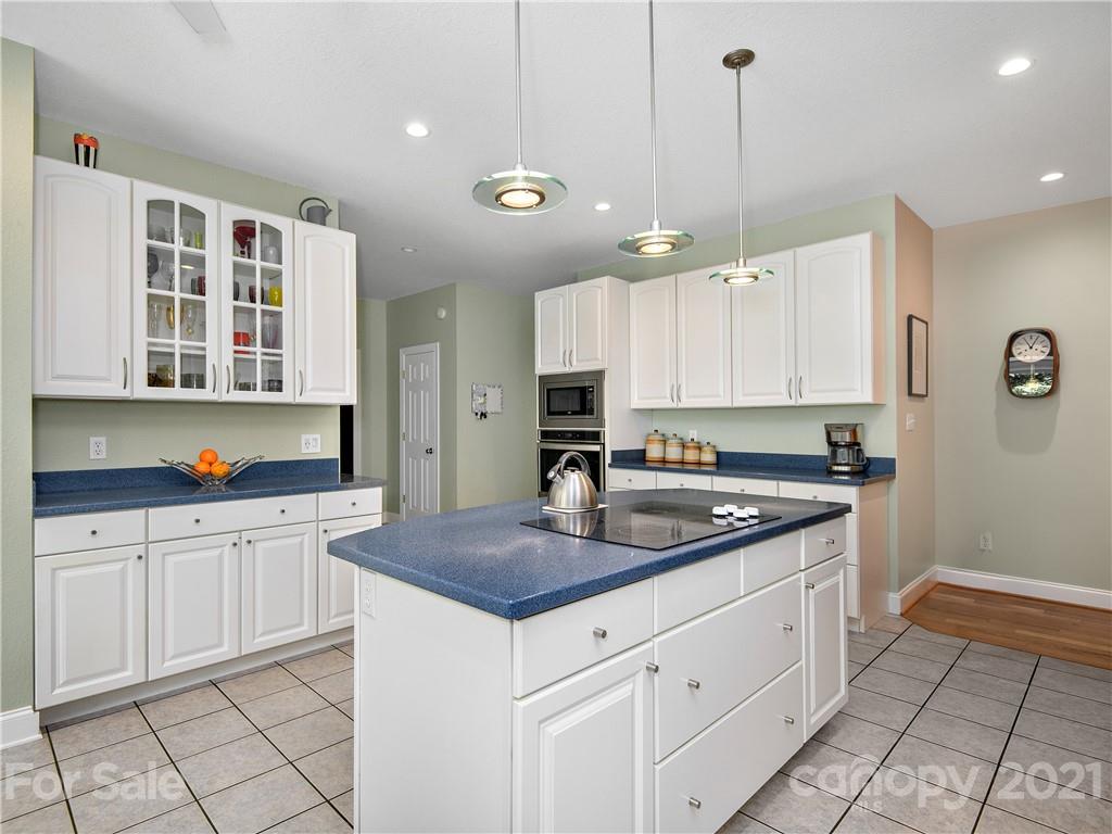 46 Poplar Creek Drive Asheville NC 28805