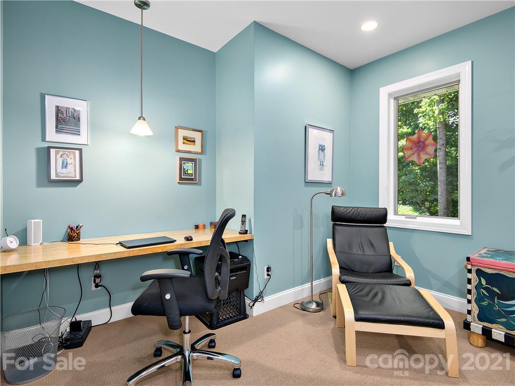 46 Poplar Creek Drive Asheville NC 28805