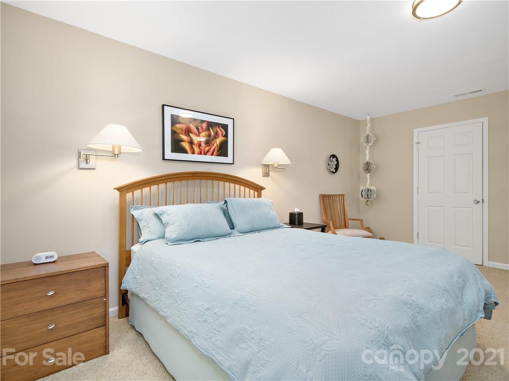 46 Poplar Creek Drive Asheville NC 28805