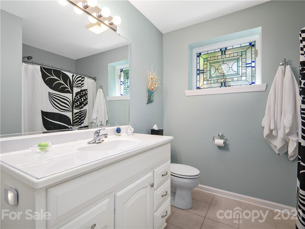 46 Poplar Creek Drive Asheville NC 28805