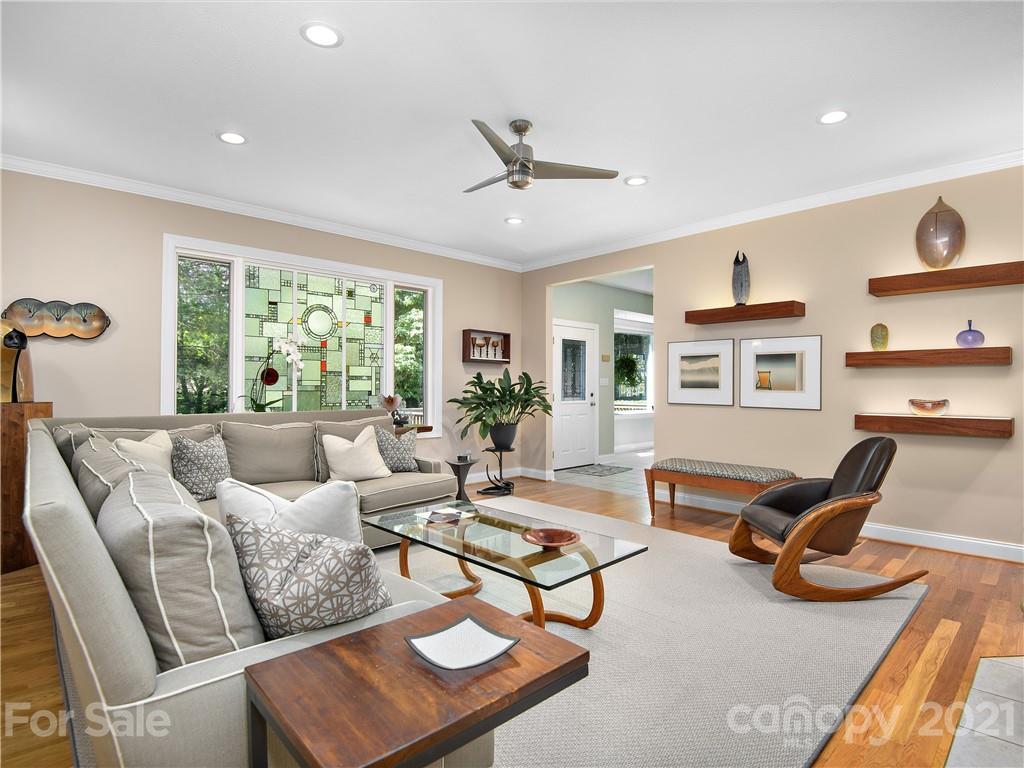 46 Poplar Creek Drive Asheville NC 28805