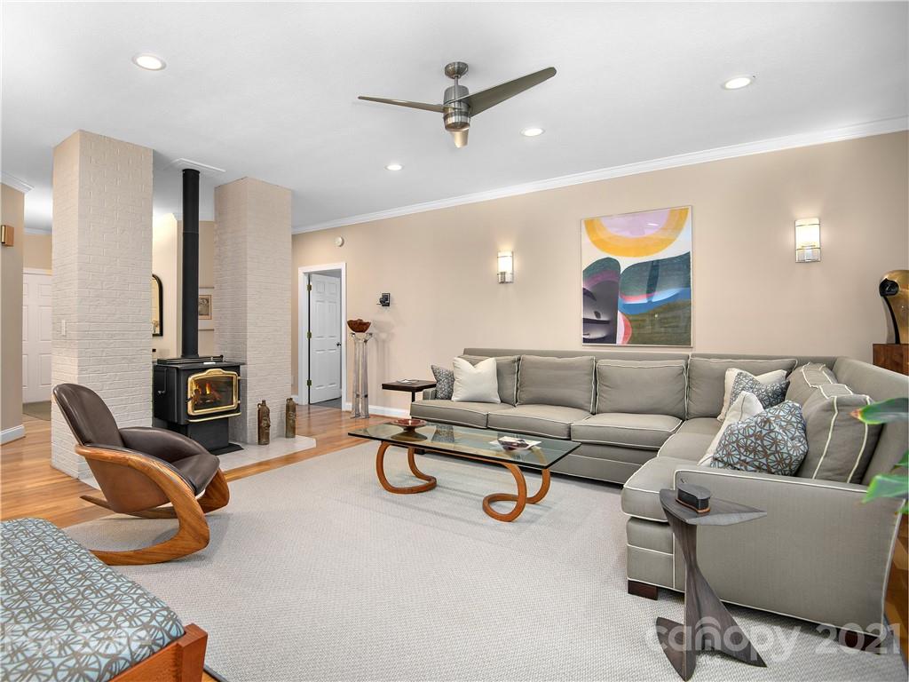 46 Poplar Creek Drive Asheville NC 28805