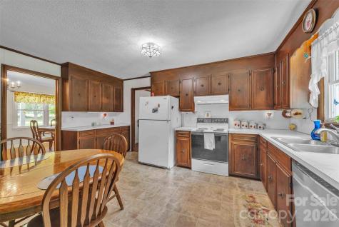 137 Proust Road Statesville NC 28625