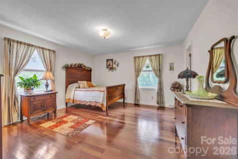 137 Proust Road Statesville NC 28625