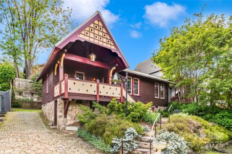 62 Elizabeth Place Asheville NC 28801