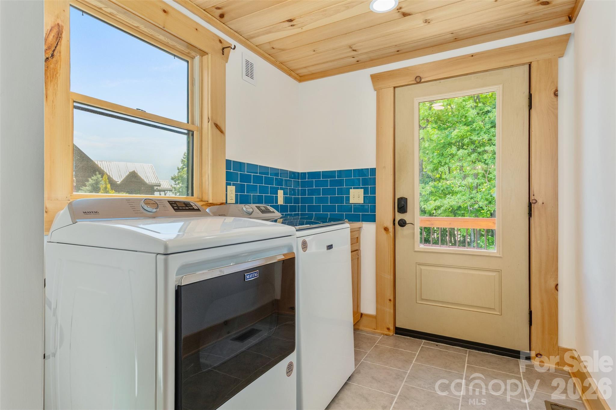 170 Summit Drive Nebo NC 28761