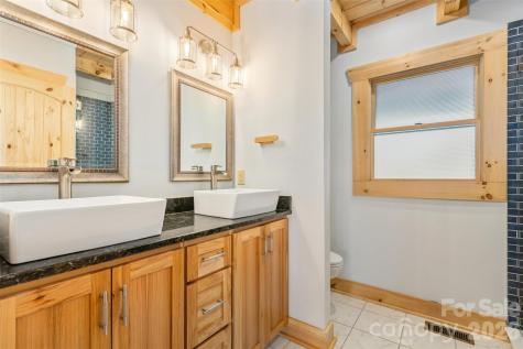 170 Summit Drive Nebo NC 28761