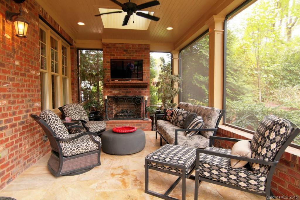 6927 Conservatory Lane Charlotte NC 28210