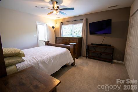 19 Singleton Lane Fletcher NC 28732