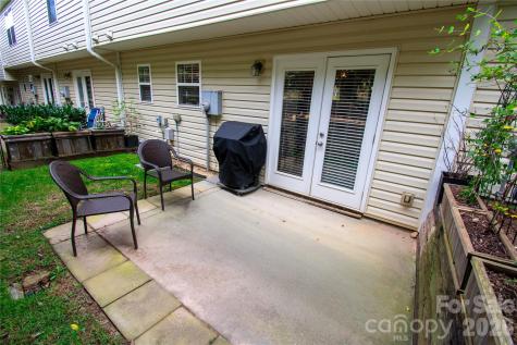 19 Singleton Lane Fletcher NC 28732