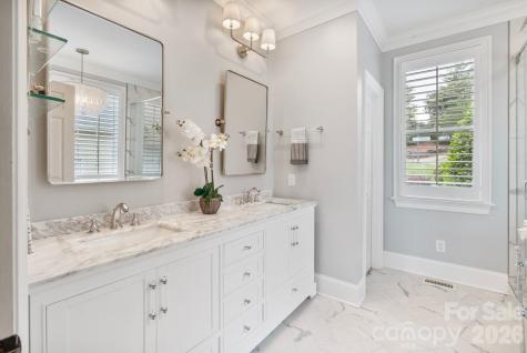17825 Spinnakers Reach Drive Cornelius NC 28031
