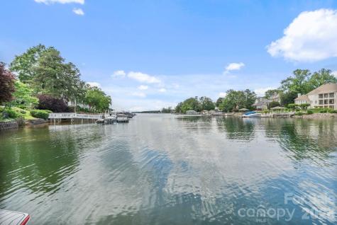 17825 Spinnakers Reach Drive Cornelius NC 28031