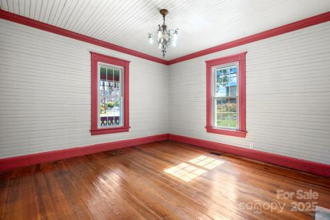 101 1st Street NW Catawba NC 28609