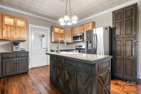 101 1st Street NW Catawba NC 28609