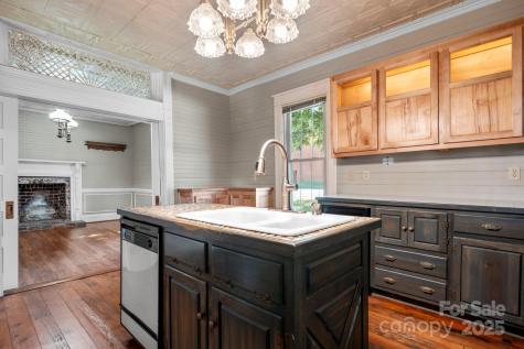 101 1st Street NW Catawba NC 28609