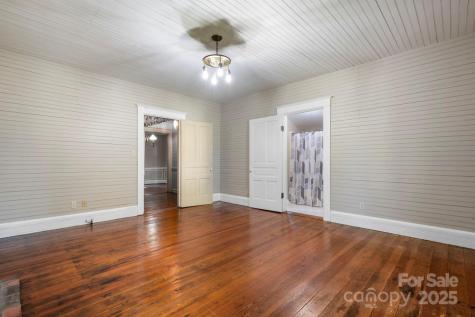 101 1st Street NW Catawba NC 28609