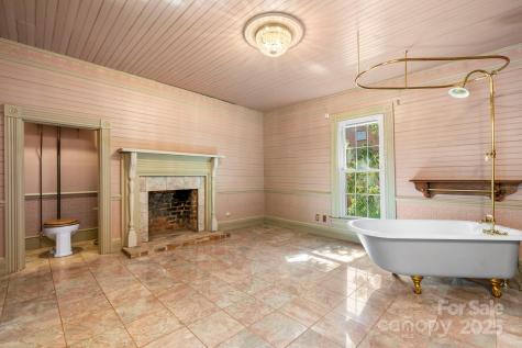 101 1st Street NW Catawba NC 28609