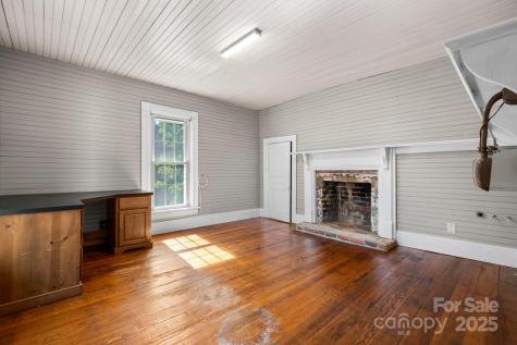 101 1st Street NW Catawba NC 28609