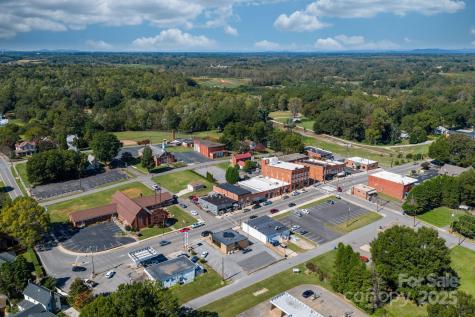 101 1st Street NW Catawba NC 28609