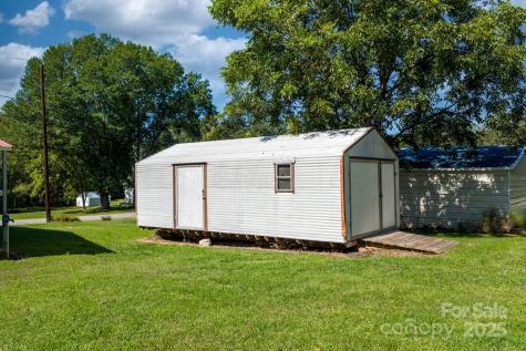 101 1st Street NW Catawba NC 28609