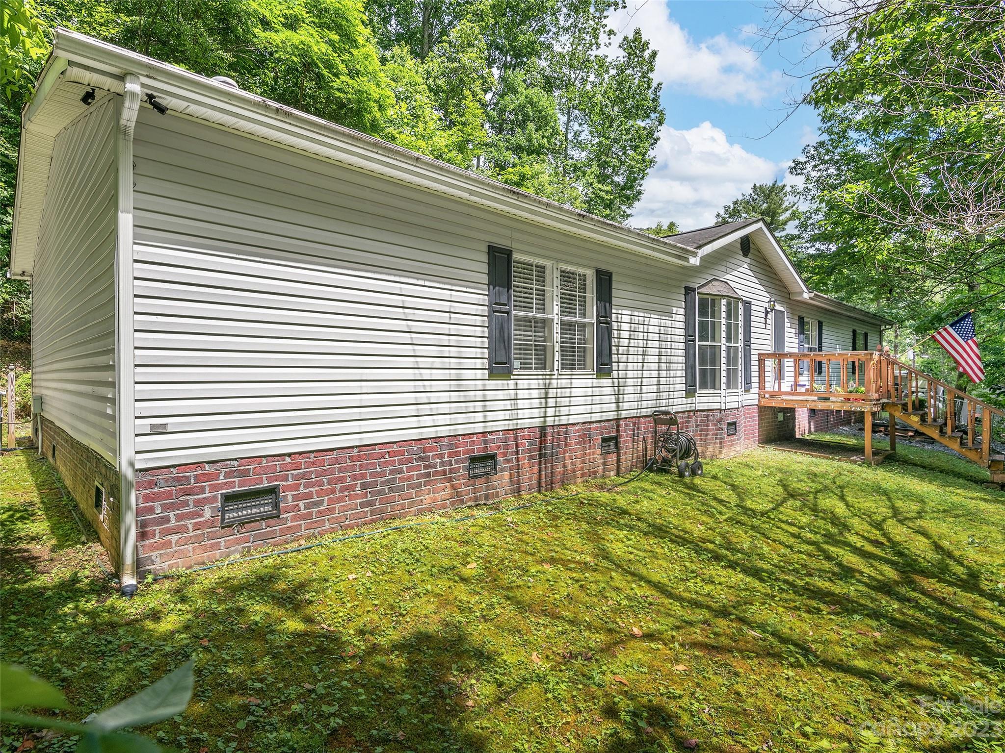 16 Sky Forest Drive Swannanoa NC 28778