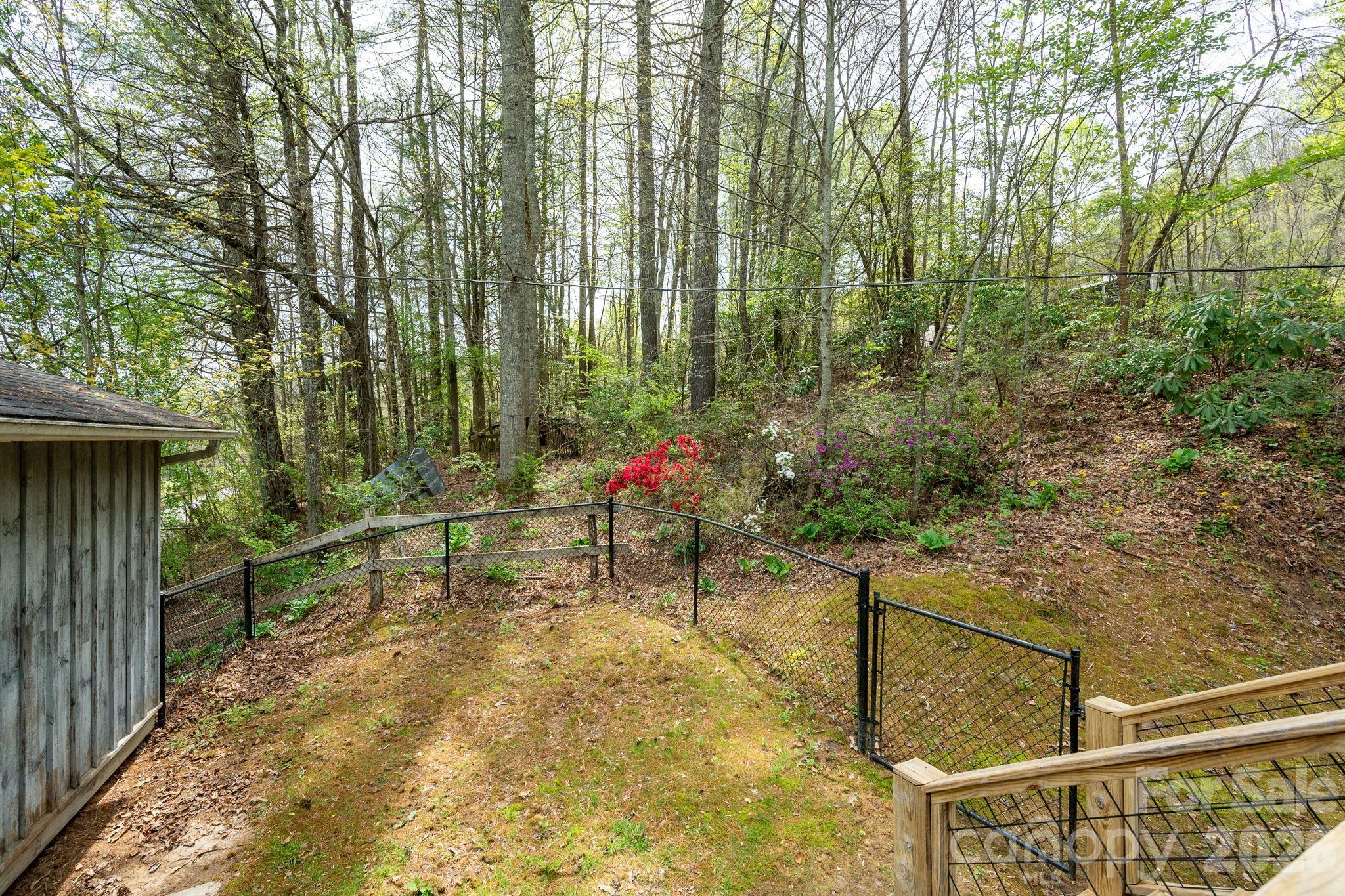 37 Camden Way Rosman NC 28772