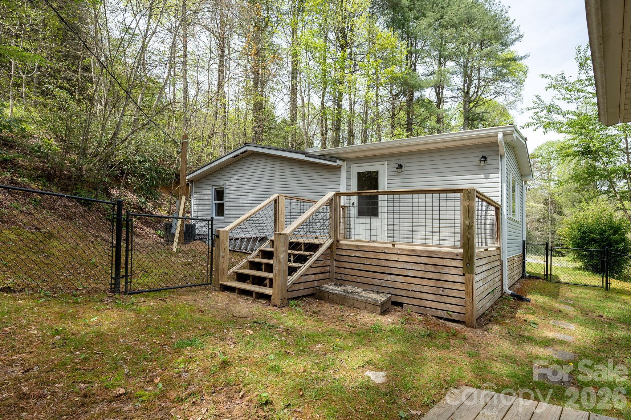 37 Camden Way Rosman NC 28772