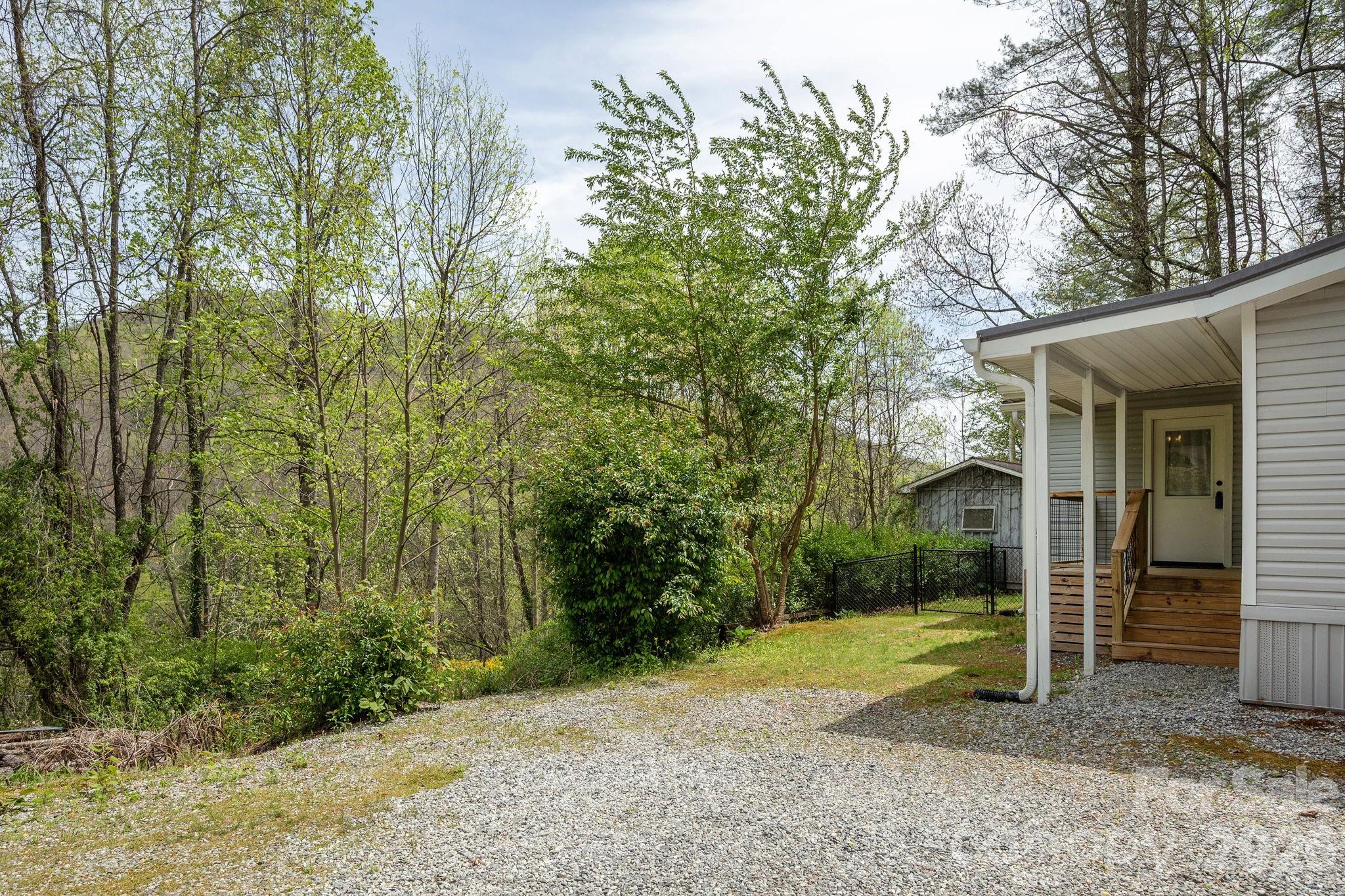 37 Camden Way Rosman NC 28772