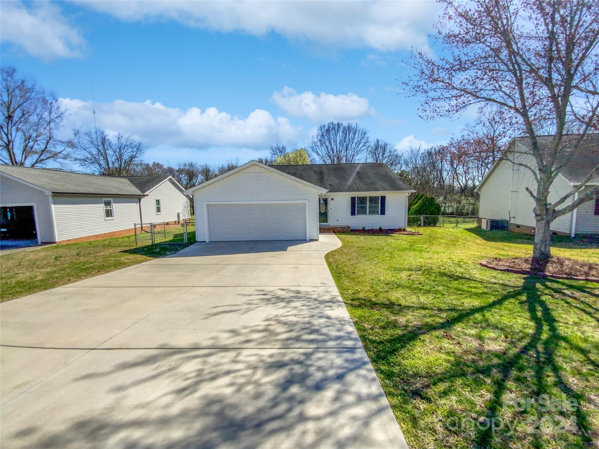 3611 Farm Lake Drive SW Concord NC 28027