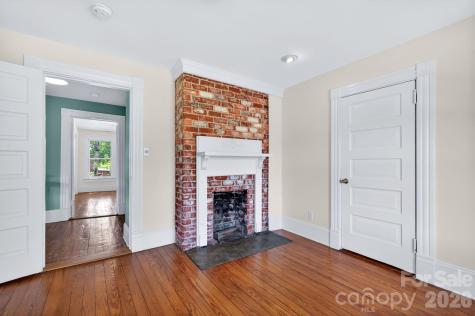 39 Bartlett Street Asheville NC 28801