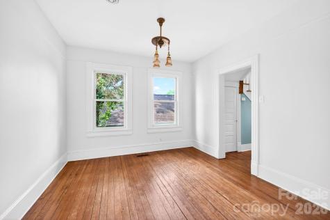 39 Bartlett Street Asheville NC 28801