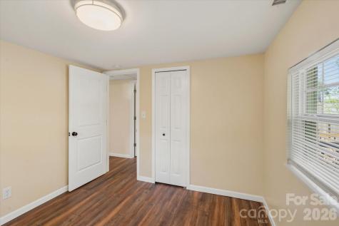 89 Carolina Avenue Brevard NC 28712