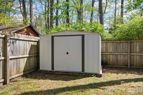 89 Carolina Avenue Brevard NC 28712