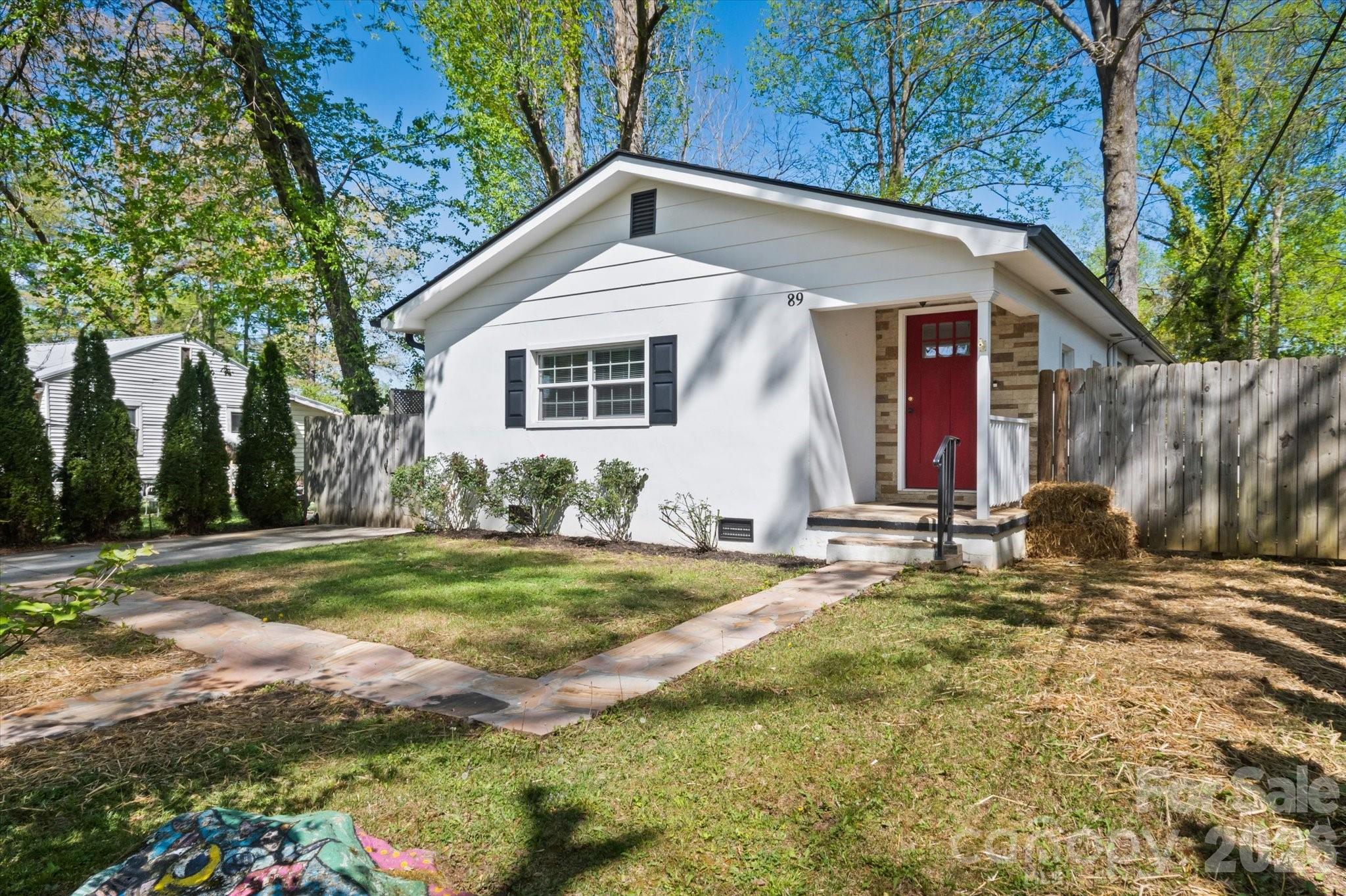 89 Carolina Avenue Brevard NC 28712