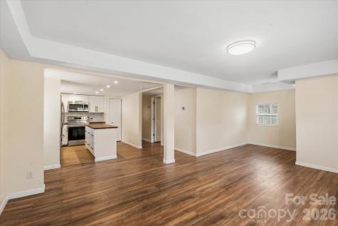89 Carolina Avenue Brevard NC 28712