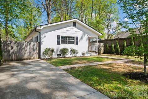 89 Carolina Avenue Brevard NC 28712