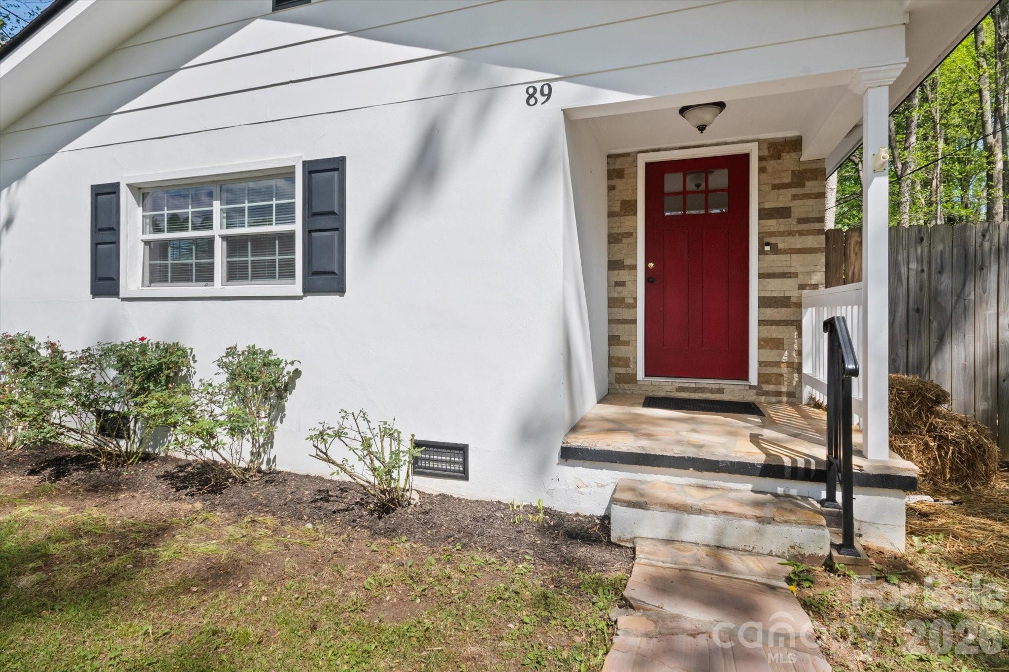 89 Carolina Avenue Brevard NC 28712
